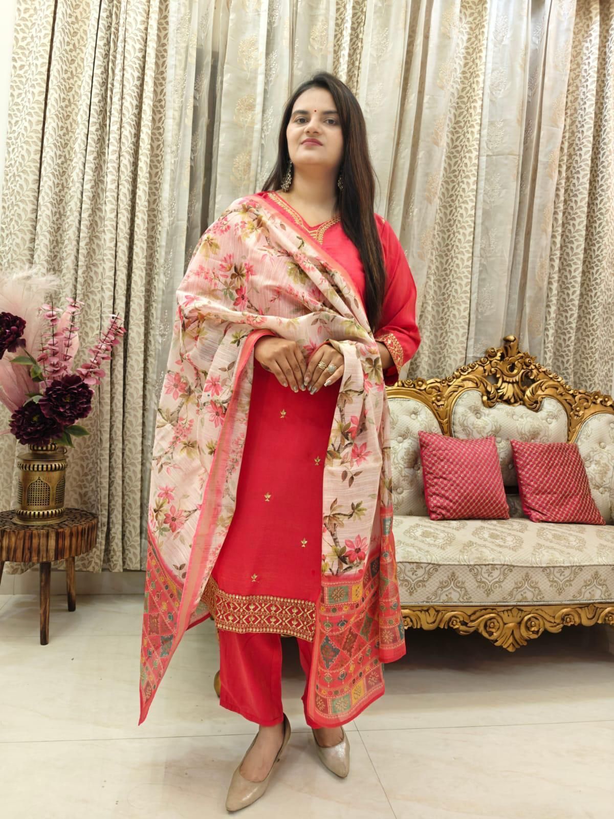 Elegent pink embroidred suit set with dupatta