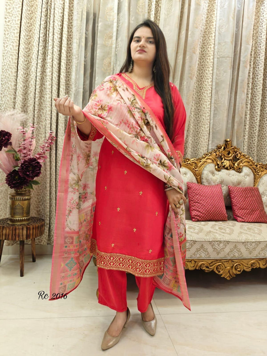 Elegent pink embroidred suit set with dupatta