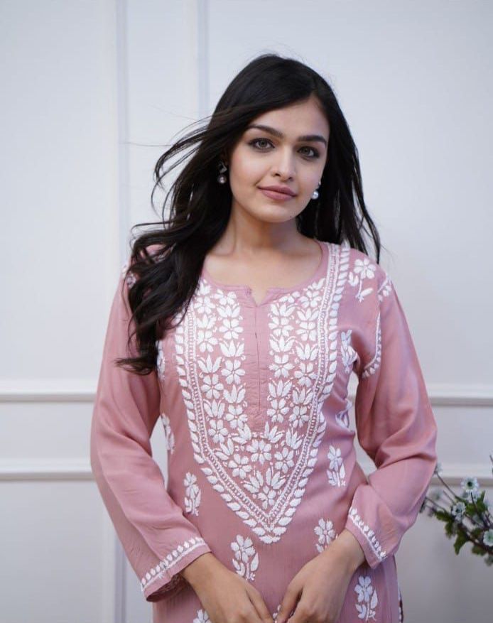 Mehar Elegant Chikankari rayon Kurta Set for Women – Traditional Ethnic Wear